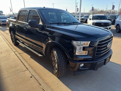 Used 2017 Ford F150 XLT w/ Equipment Group 302A Luxury image 3