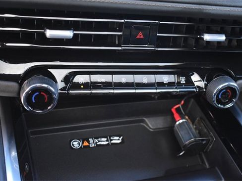 New 2026 Chevrolet Tahoe High Country image 38