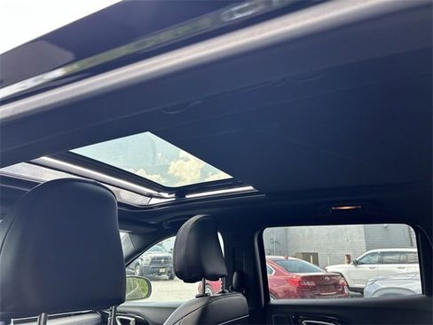 New 2025 Jeep Compass Limited w/ High Altitude Package image 14