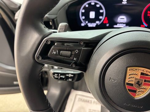 Used 2024 Porsche Panamera 4 image 20