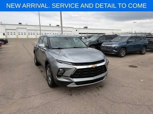 Certified 2023 Chevrolet Blazer LT w/ Driver Confidence Package FWD image 6