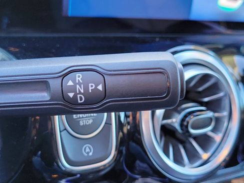 Certified 2025 Mercedes-Benz GLA 250 image 31