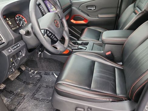 Used 2023 Nissan Frontier PRO-4X w/ Pro-4X Premium Package image 7