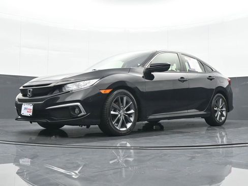 Used 2019 Honda Civic EX image 17