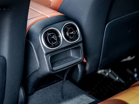 Used 2023 Mercedes-Benz C 300 C 300 image 22