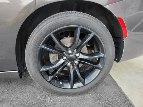 Used 2015 Dodge Charger R/T w/ Wheels & Tunes Group RWD image 19