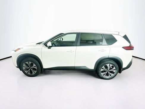 Used 2023 Nissan Rogue SV image 4