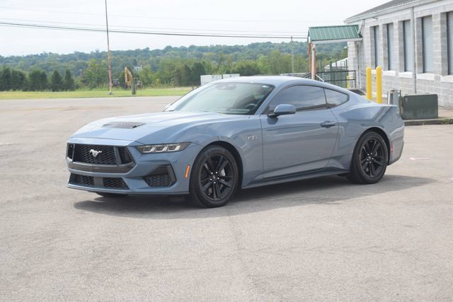 Used 2024 Ford Mustang GT RWD image 18
