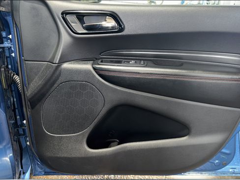 Used 2025 Dodge Durango GT AWD/4WD image 34