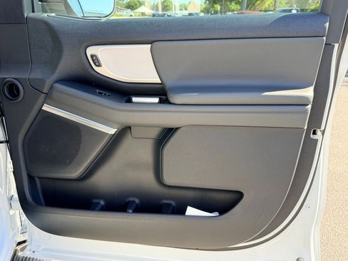 New 2026 Ford Expedition Max Active AWD/4WD image 9
