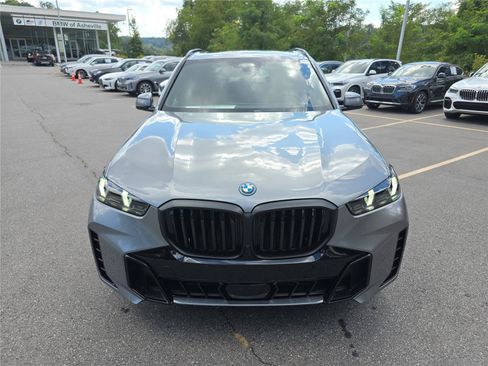 New 2026 BMW X5 xDrive50e w/ M Sport Package AWD/4WD image 8