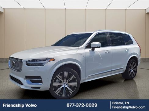 Used 2025 Volvo XC90 T8 Plus w/ Protection Package image 1