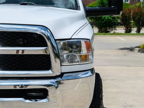 Used 2016 RAM 2500 Tradesman w/ Chrome Appearance Group AWD/4WD image 6