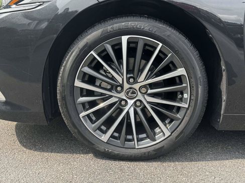 Used 2022 Lexus ES 350 w/ Premium Package FWD image 10