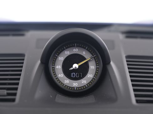 Certified 2024 Porsche 911 GT3 RWD image 28