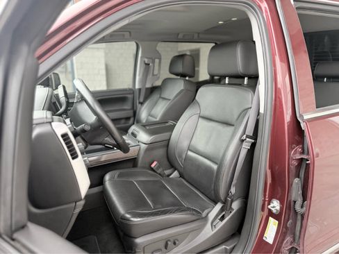 Used 2017 GMC Sierra 1500 SLT w/ SLT Premium Package image 9