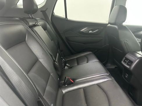Used 2023 GMC Terrain SLT image 36
