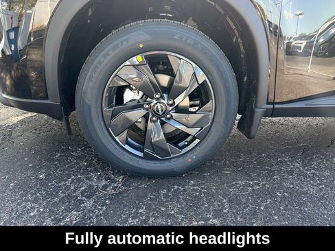 Used 2026 Nissan Rogue SV w/ Cold Weather Package FWD image 33