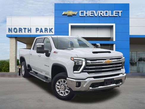 Used 2024 Chevrolet Silverado 2500 LTZ w/ LTZ Plus Package image 1