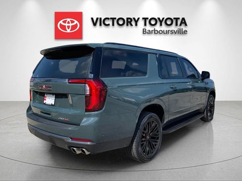 Used 2025 GMC Yukon XL AT4 AWD/4WD image 7
