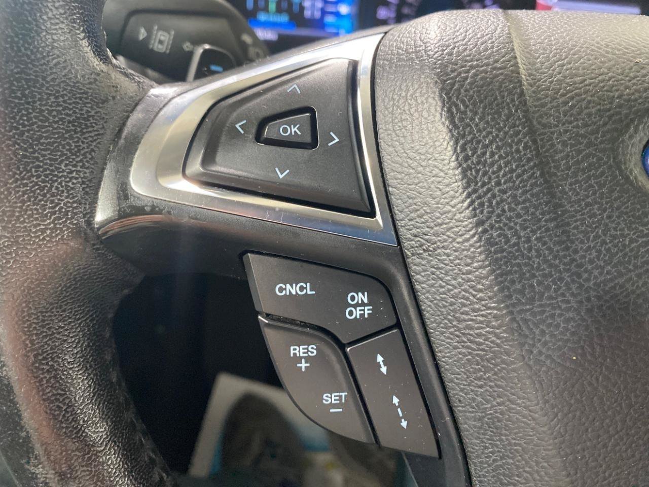 Used 2019 Ford Fusion Titanium AWD/4WD image 22