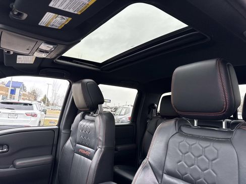 Used 2023 Nissan Frontier PRO-4X w/ Pro-4X Premium Package image 9