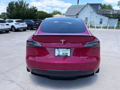 Used 2022 Tesla Model Y Long Range AWD/4WD image 45