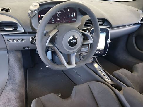 New 2026 McLaren Artura image 10