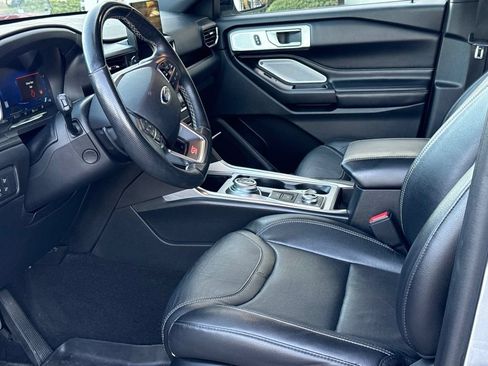 Used 2020 Ford Explorer ST w/ Premium Technology Package AWD/4WD image 24