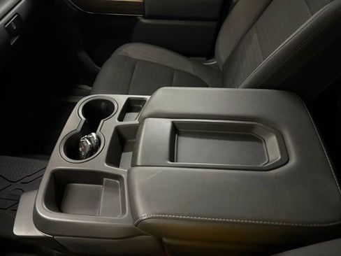 Used 2019 Chevrolet Silverado 1500 LT w/ All-Star Edition AWD/4WD image 29