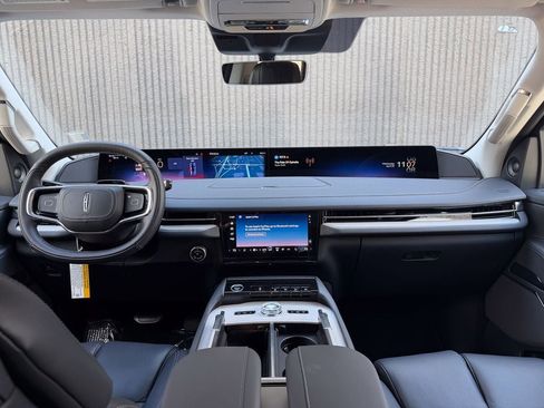 New 2026 Lincoln Navigator L Premier AWD/4WD image 48