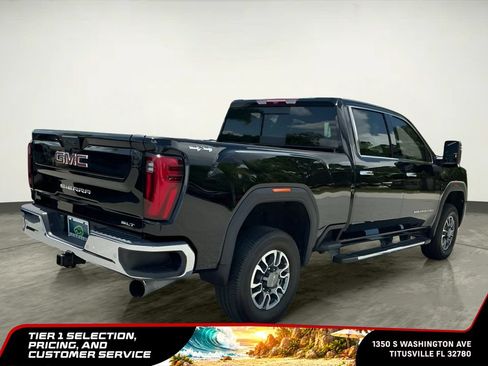 Certified 2024 GMC Sierra 2500 SLT w/ SLT Premium Package AWD/4WD image 10