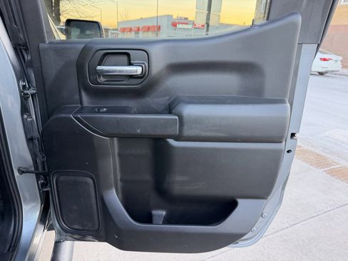 Used 2019 Chevrolet Silverado 1500 Custom w/ Custom Value Package image 25