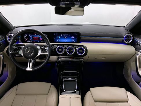 Used 2025 Mercedes-Benz CLA 250 4MATIC image 20