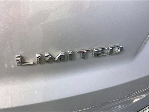 Used 2019 Ford Explorer Limited w/ Class III Trailer Tow Package AWD/4WD image 21