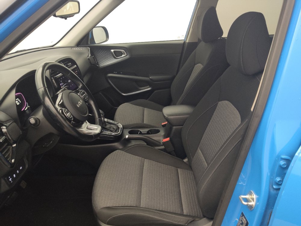 Used 2024 Kia Soul EX FWD image 17
