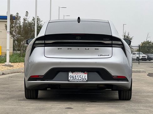 Certified 2024 Toyota Prius Prime image 6