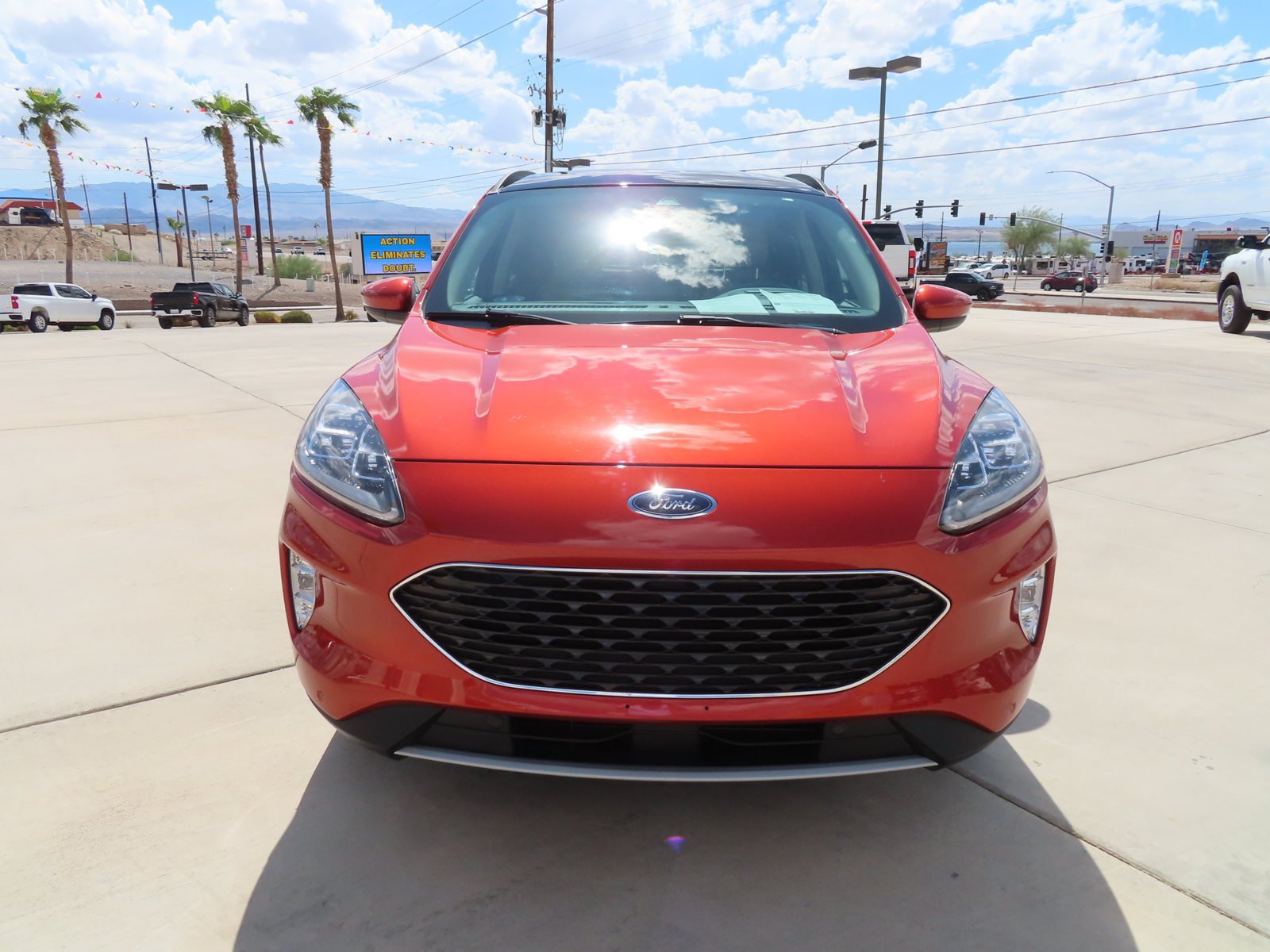 Used 2020 Ford Escape Titanium AWD/4WD image 12