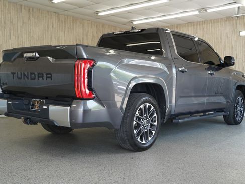 Used 2022 Toyota Tundra Limited AWD/4WD image 10