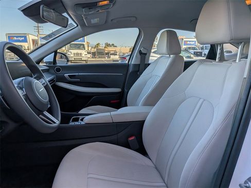 Used 2025 Hyundai Sonata SEL image 14