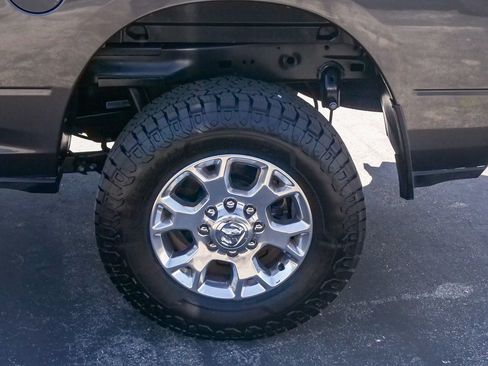 Used 2024 RAM 2500 Laramie image 6