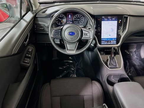 Used 2025 Subaru Outback Premium image 19