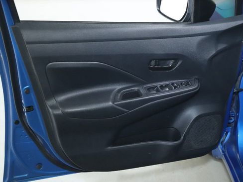 Used 2020 Nissan Versa S image 19