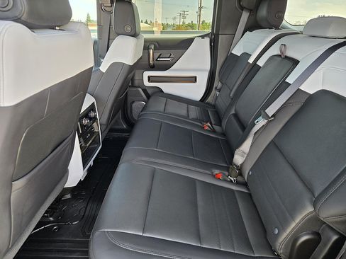 Used 2024 GMC Hummer EV 2X w/ LPO, Sport Package AWD/4WD image 26