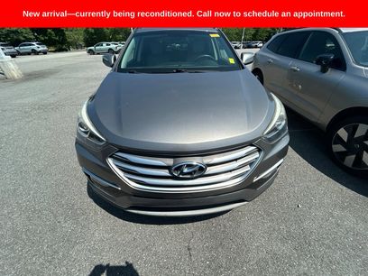 Used 2018 Hyundai Santa Fe Sport w/ 2.4L Value Package 02