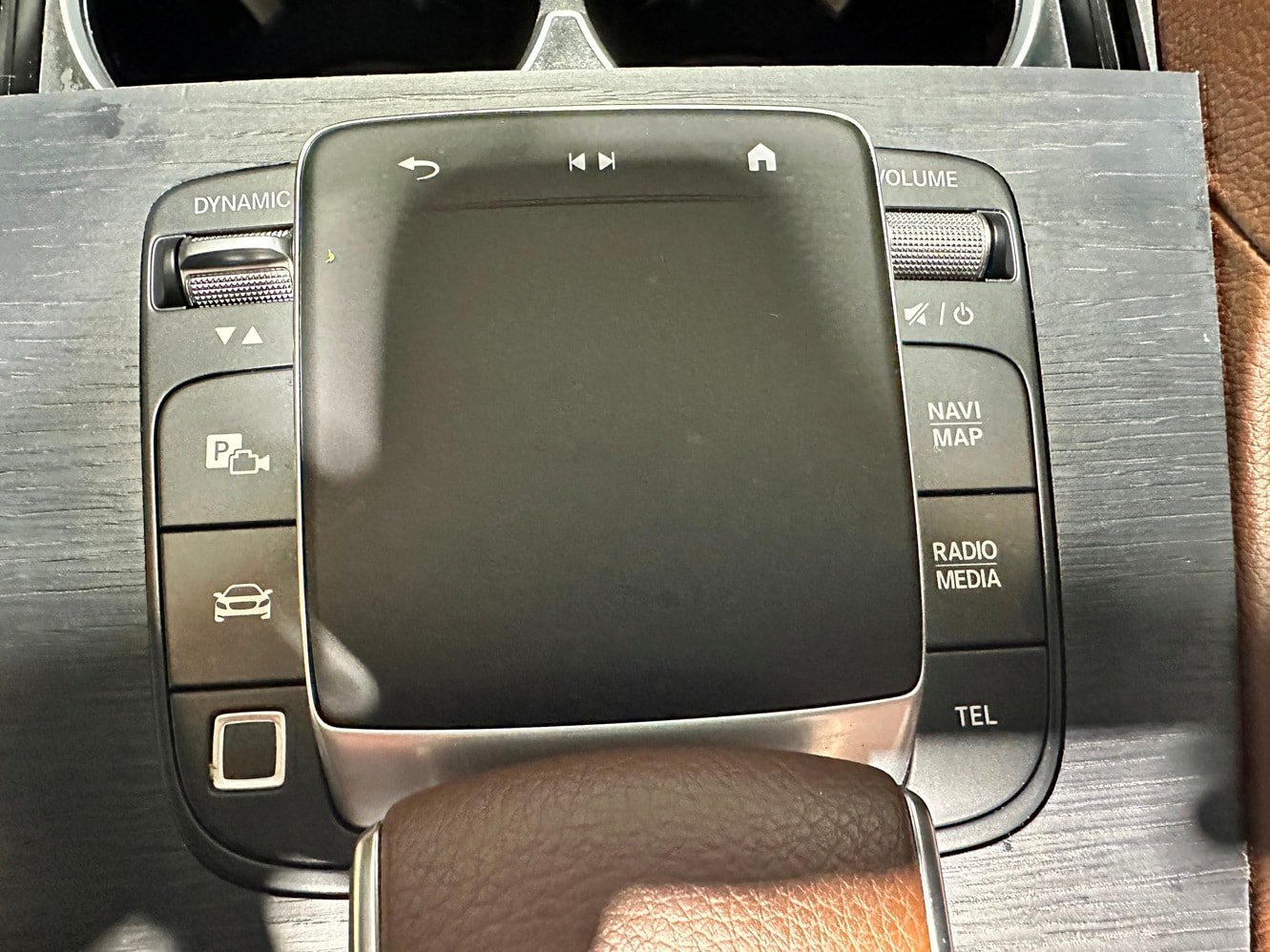 Used 2025 Mercedes-Benz GLE 350 4MATIC w/ AMG Line Exterior image 30