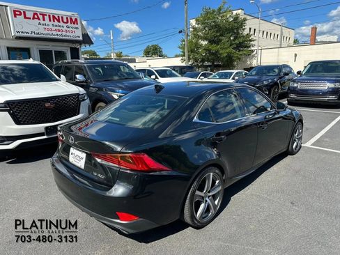 Used 2019 Lexus IS 300 RWD image 5