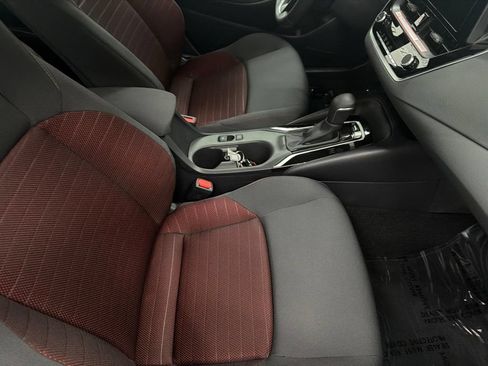 Used 2026 Toyota Corolla SE FWD image 31