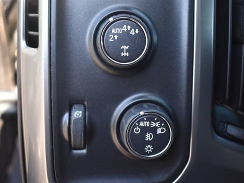 Used 2017 Chevrolet Silverado 1500 LT w/ All Star Edition AWD/4WD image 24