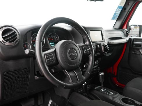 Used 2015 Jeep Wrangler Unlimited Sport w/ Quick Order Package 24S AWD/4WD image 22